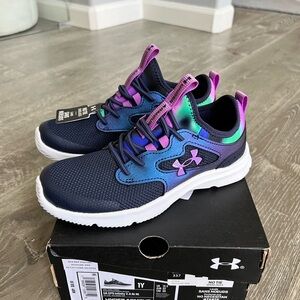 Under Armour Kids Shoes NEW- Navy Purple size 1